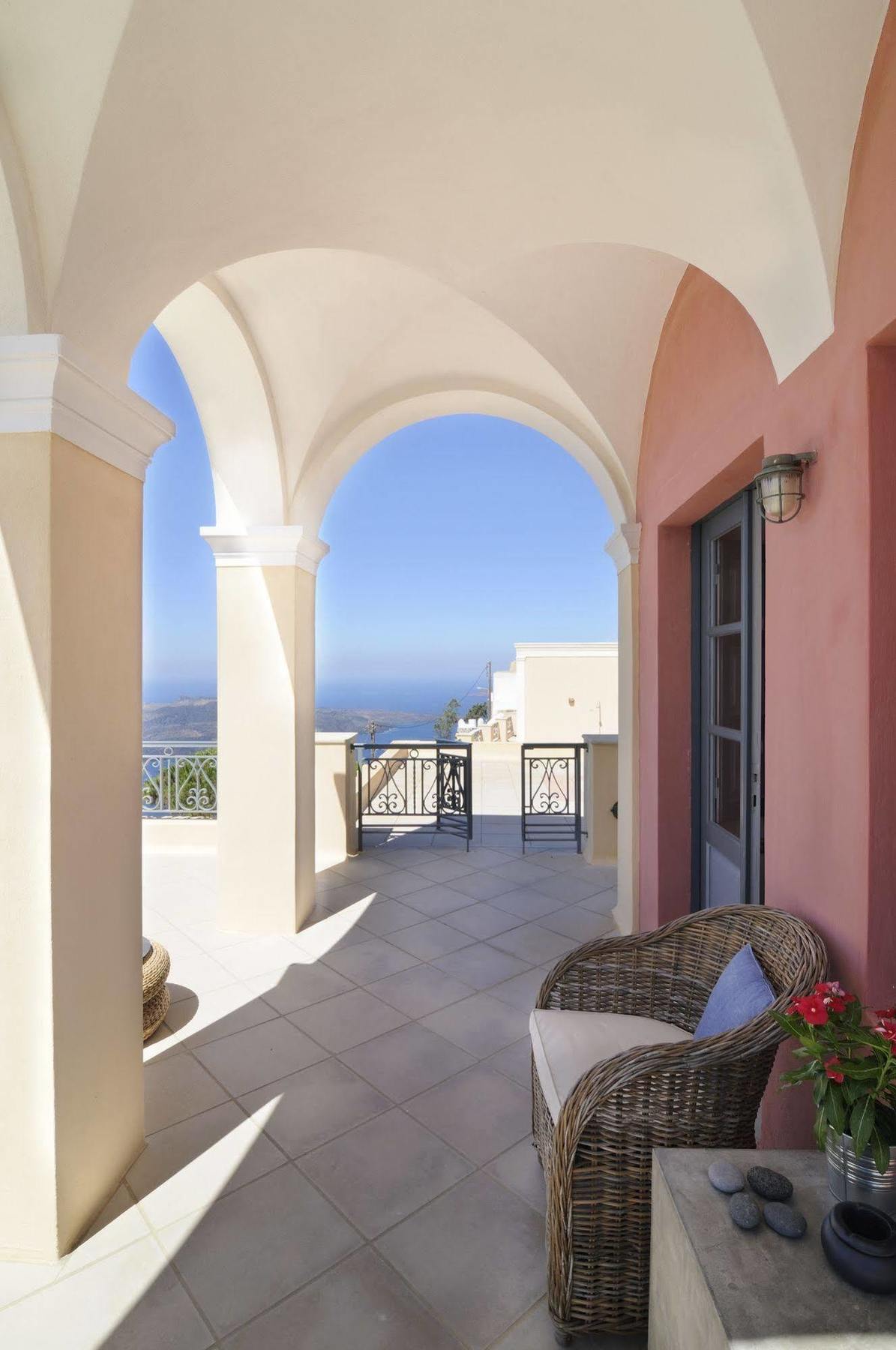 Archipel Mansion Vila Fira  Exterior foto